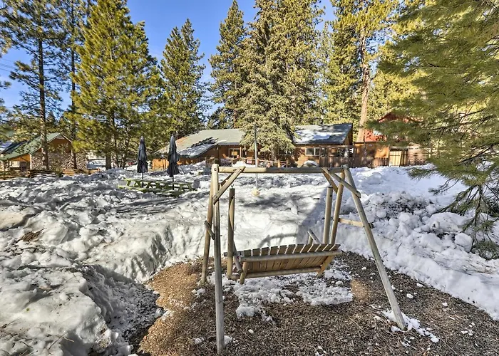 Dog-Friendly Kings Beach Log Cabin W/ Hot Tub!