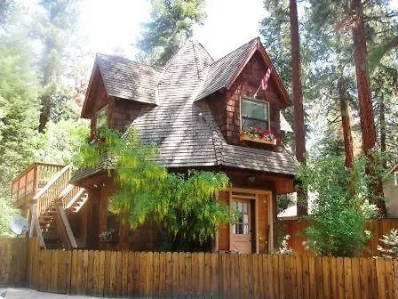 The Gingerbread Cottage