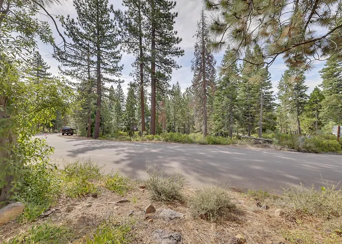 Kings Beach Retreat Near Lake Tahoe W/ Pool Access
